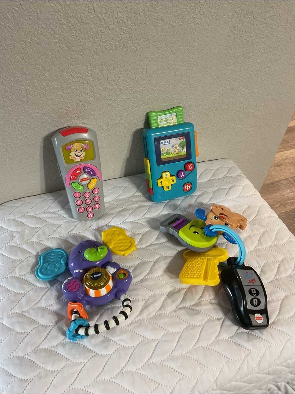 Fisher-Price Multi-Color Learning Phone & Key Toy Set - Picture 5 of 5